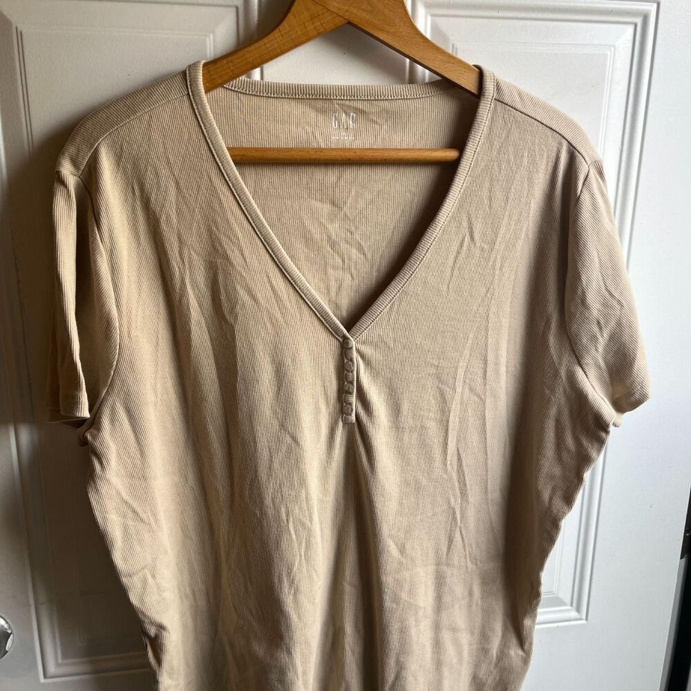 Gap Women's Tan and Cream Shirt